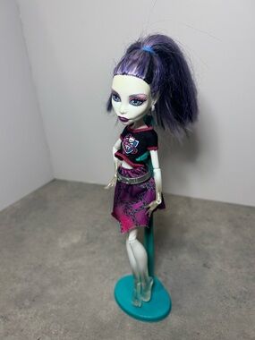 Poupée Monster High Spectra Vondergeist Ghoul Spirit